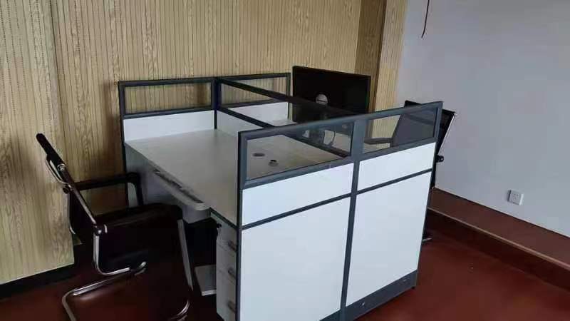 双人工位